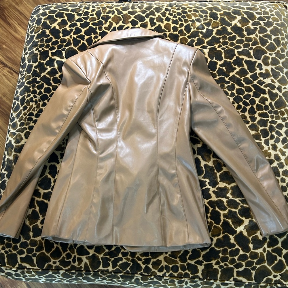 Missguided Blazer Pleather Jacket - image 8
